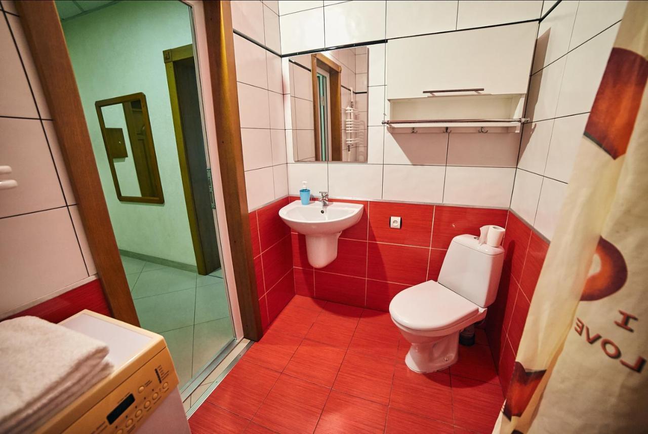 Center Сozy Apartment Vinnytsia Bagian luar foto