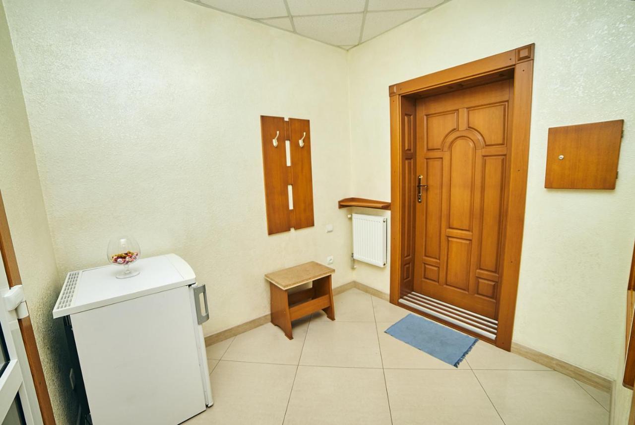 Center Сozy Apartment Vinnytsia Bagian luar foto